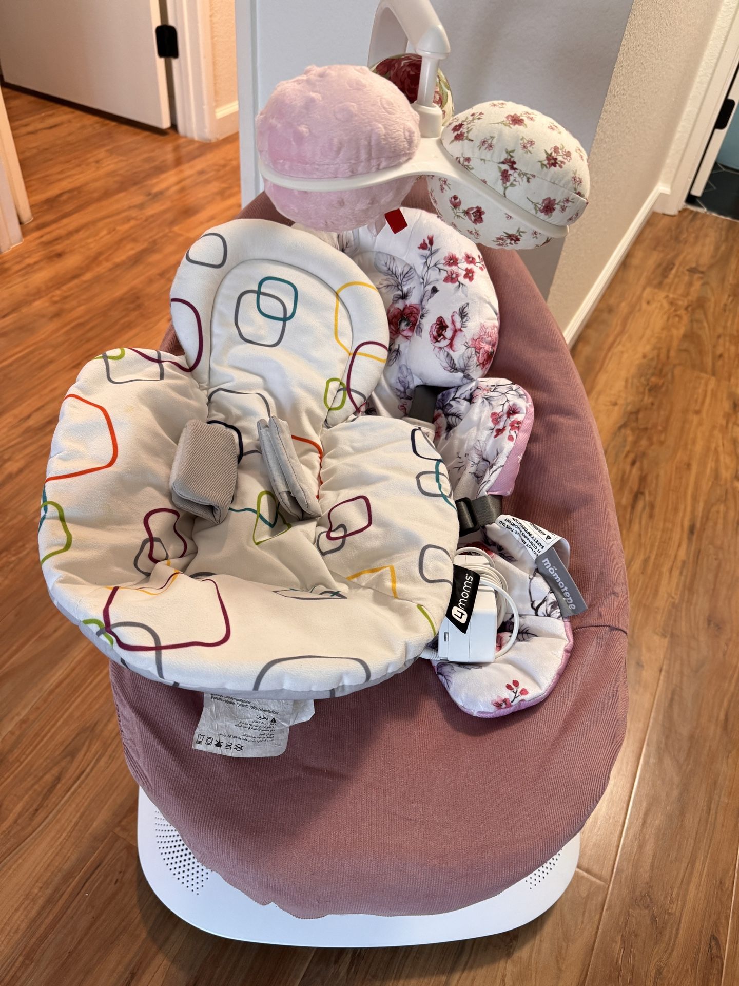 4 Mom Swing