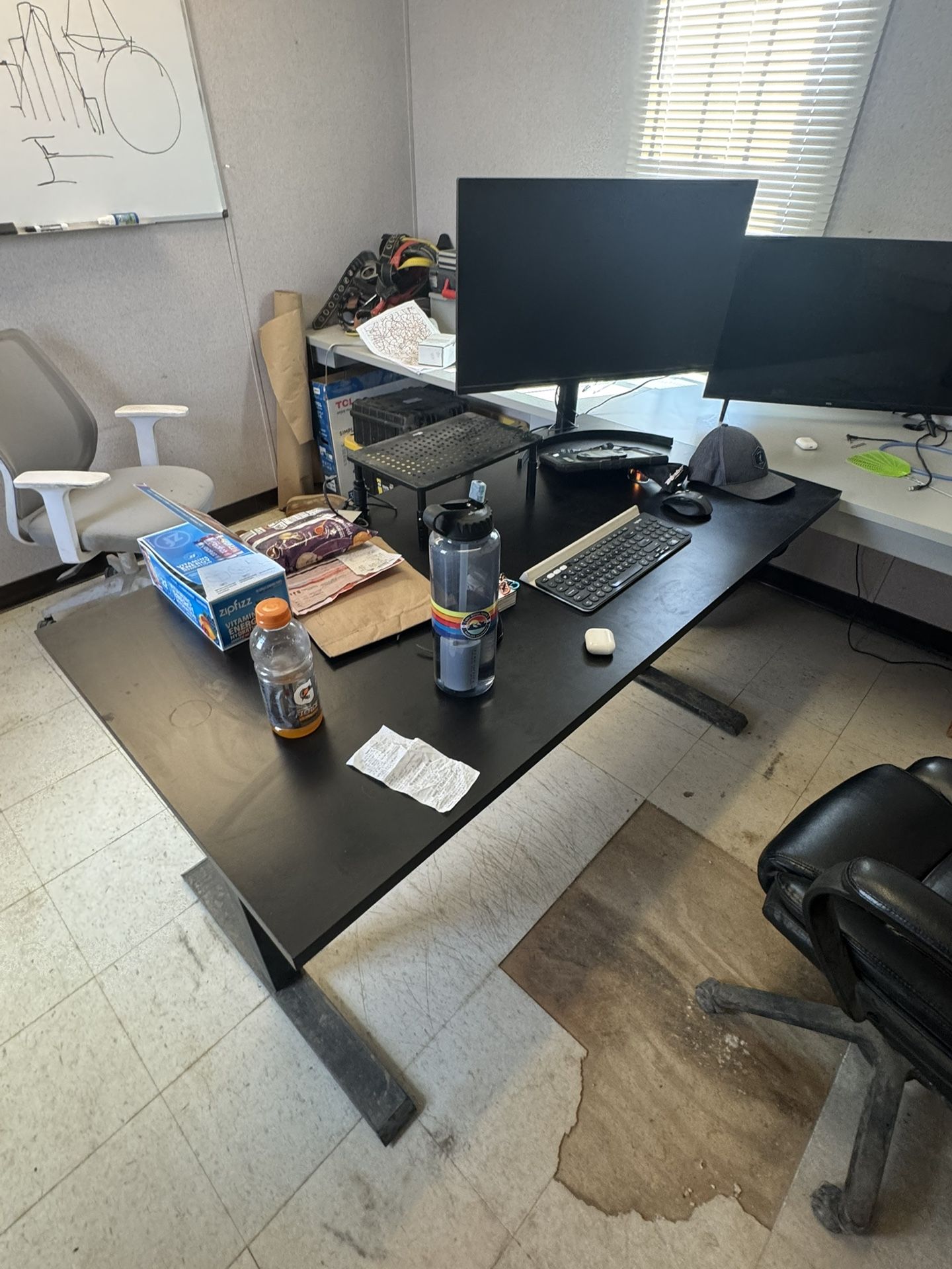 Sit/Stand Rising Desk