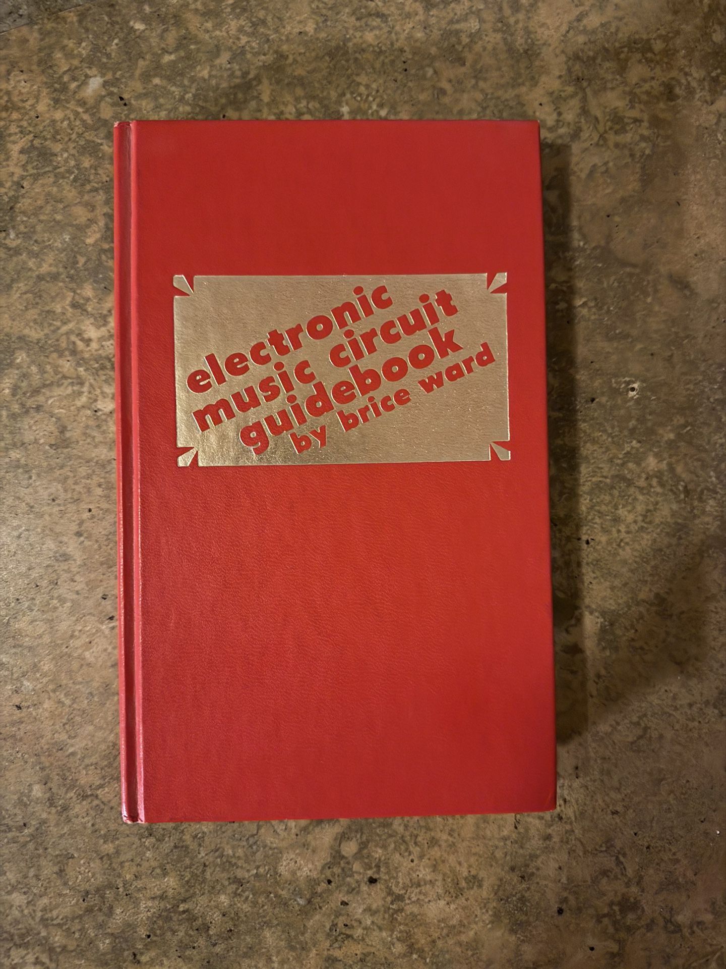 Electronic music circuit Guidebook 1st Edition (Rare)