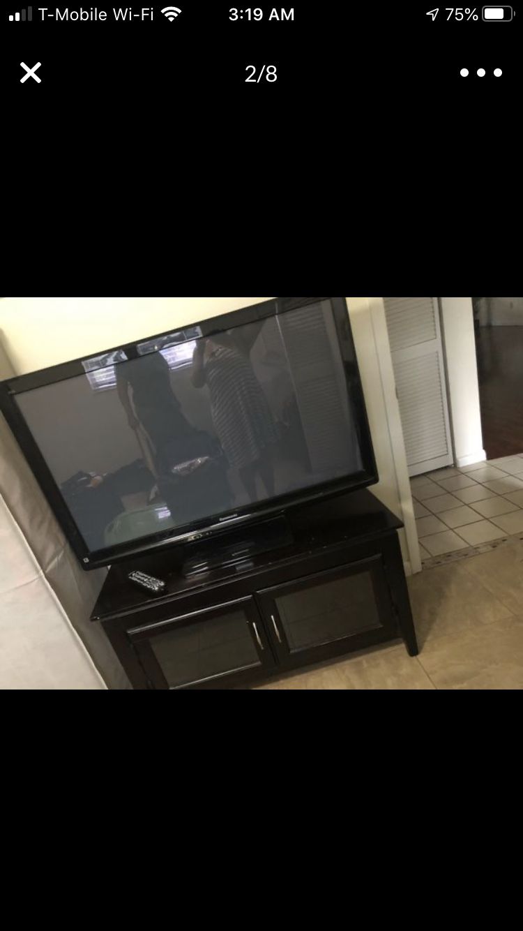 50 inch plasma Panasonic TV (flat) with stand. Best offer. Takes it