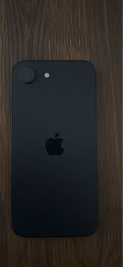 Apple iPhone 16e
