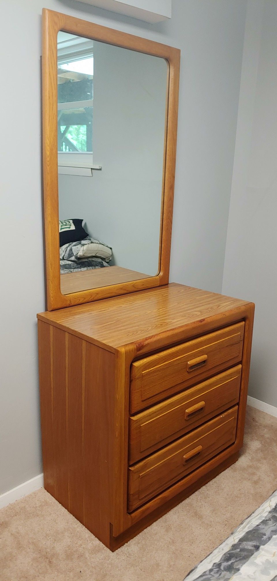 2 Dressers w/ Mirror