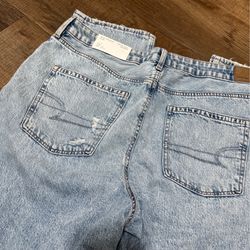 New American Eagle Mom Jean