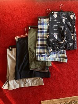 Name brand golf and leisure shorts, like new, size 38