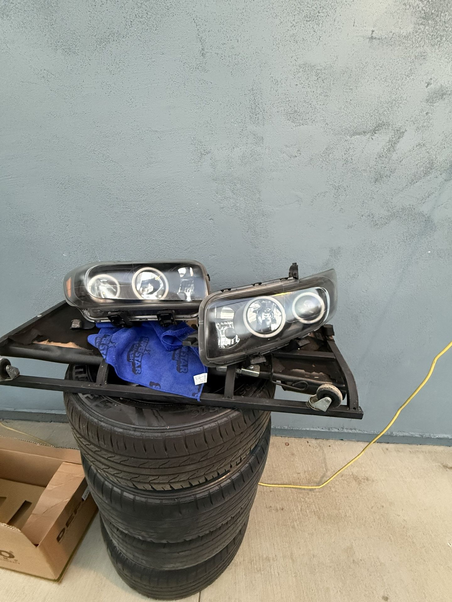 Scion xB Eagle Eyes G3 Super Bright Halo Projector Headlights