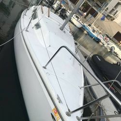 Sailboat Catalina 25