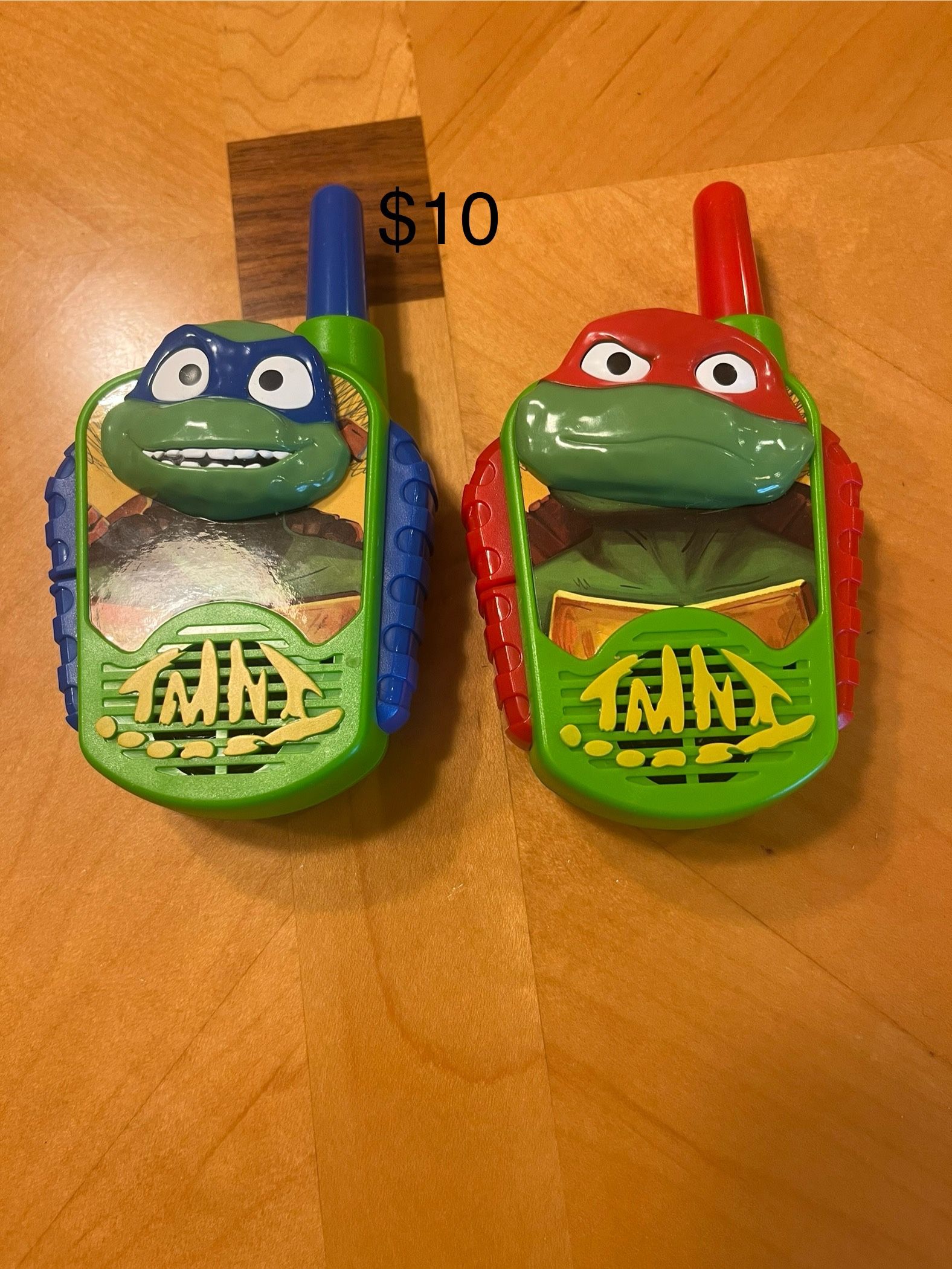 TMNT Walkie talkies