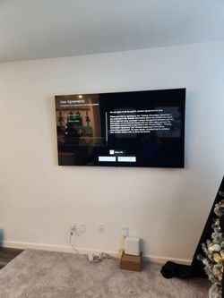 TV MOUNT