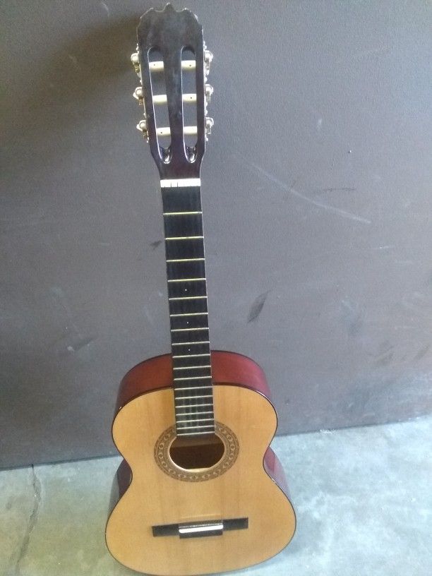 In Good Shape Acustic Guitar