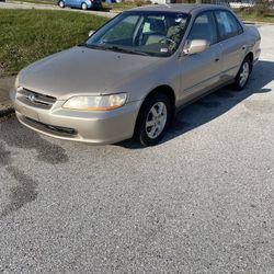 2000 Honda Accord