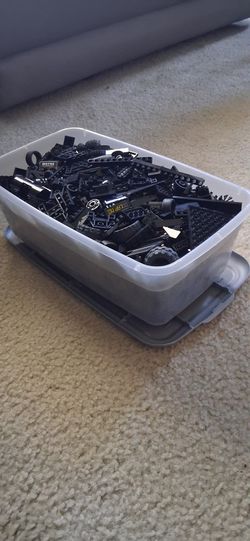 6 Lbs Sorted Black LEGO Lot