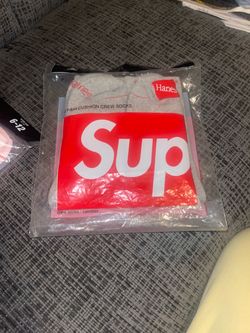 Supreme x Hanes Cushion Crew Socks Pack