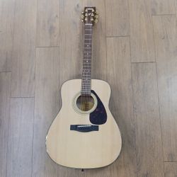 Yamaha Acoustic  6string Guitar 