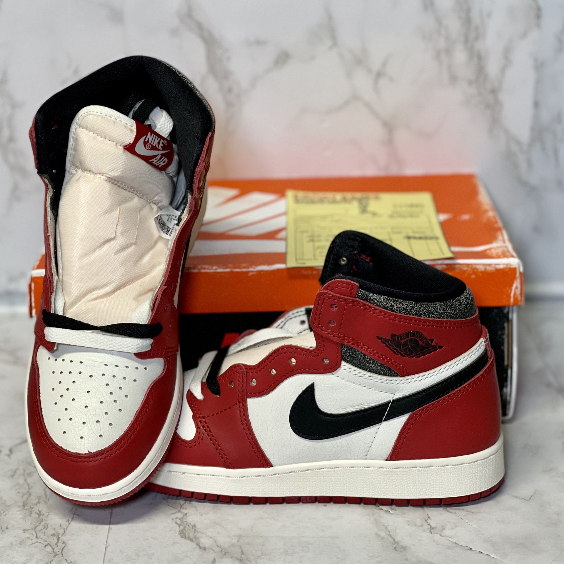 Brand New Air Jordan 1 Retro High Chicago L&F GS for Sale in Los Angeles,  CA - OfferUp