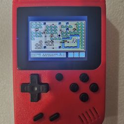 Brand New Hand Held Retro Gaming System! 400 Games!