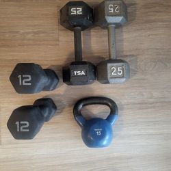 Dumbells/ Kettleball 