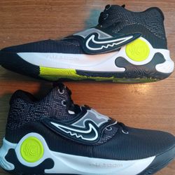 Nike Shoes Men's Size 10.5