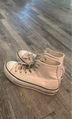 pink converse size 7.5 women’s