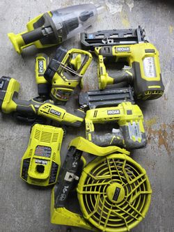 Ryoby Set ,fan ,Multi Tool Brad Nailer, Finish Nailer Vaccum, Flash Light And Drill 2 Batteries And Fast Charger