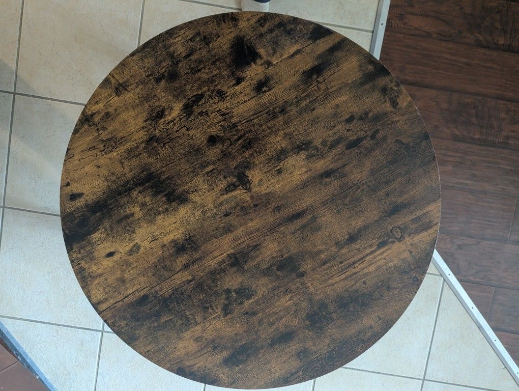 Rustic Style Round Coffee Table