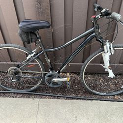 TREK Women’s Nemo/Dual Sport Bike