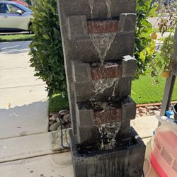 Outdoor water feature