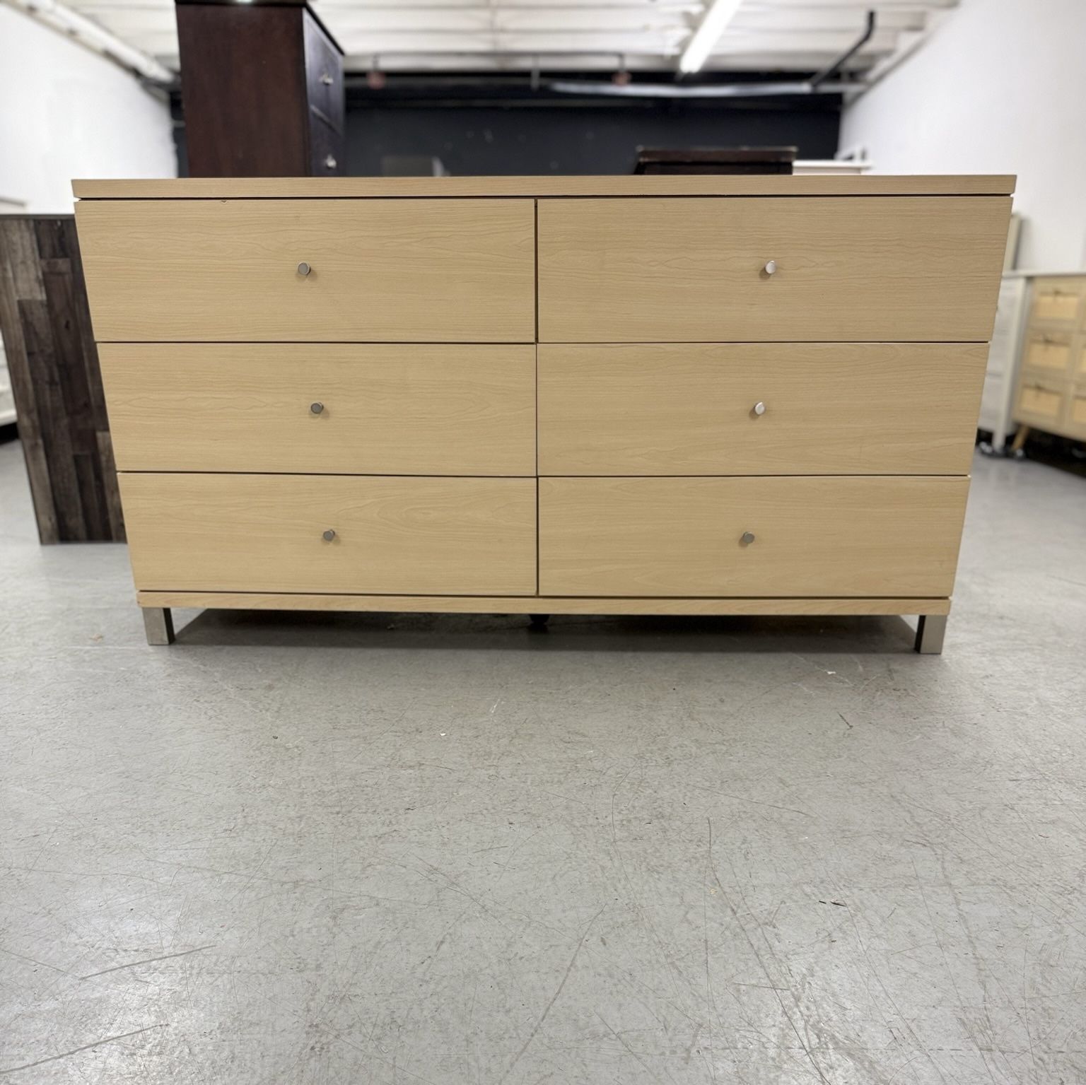 Light Wood Color 6 Drawer Dresser Wheels for Back Feet