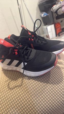 Adidas Running Shoes 