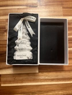 Limited special edition Pandora 2015 Christmas ornament