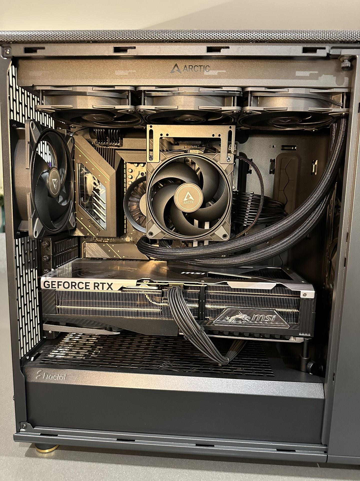 High End Gaming PC RTX5090