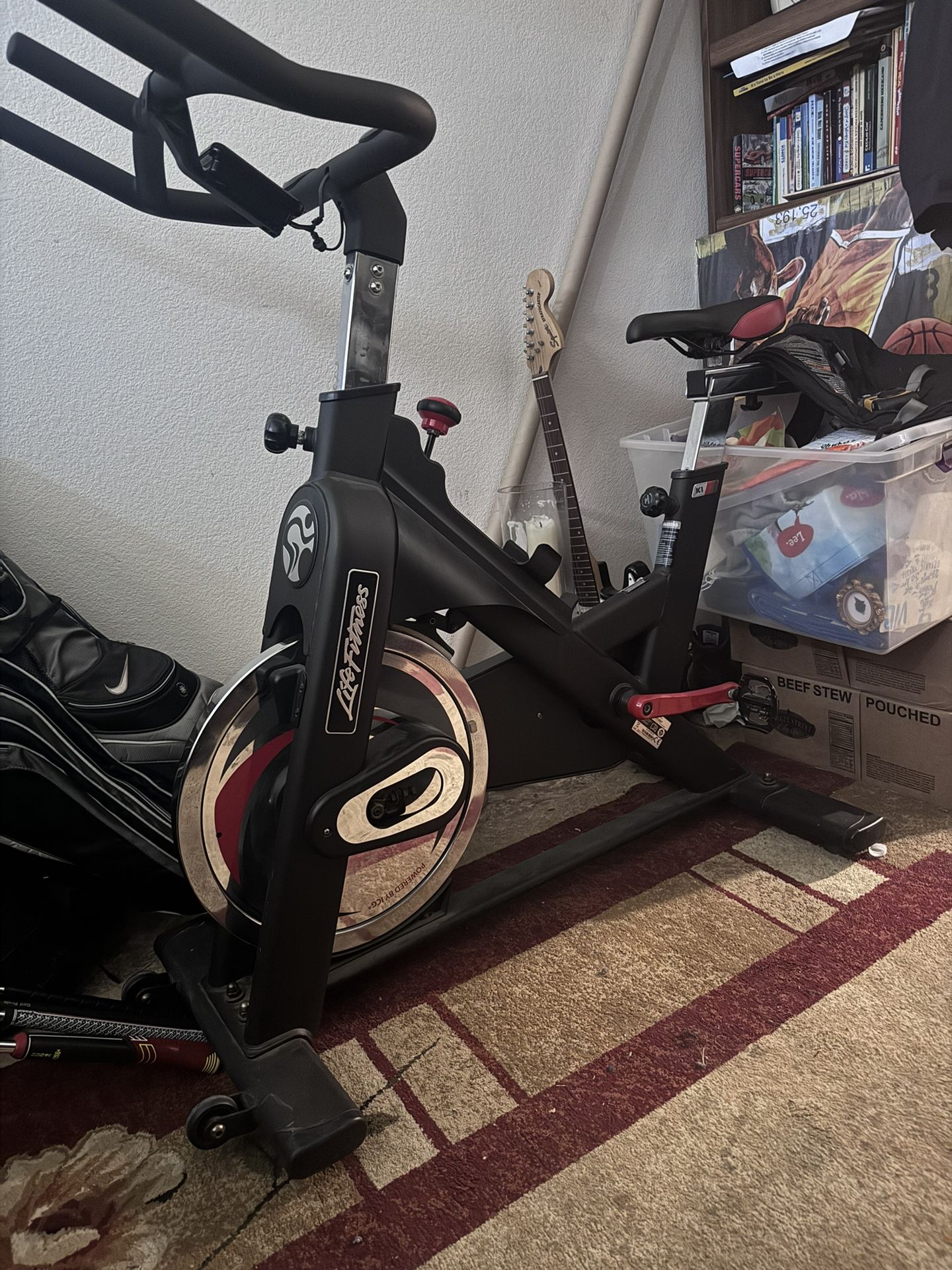 Life Fitness Cycling Bike 