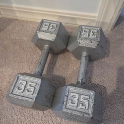 35 lb cast iron hex dumbbells (2)