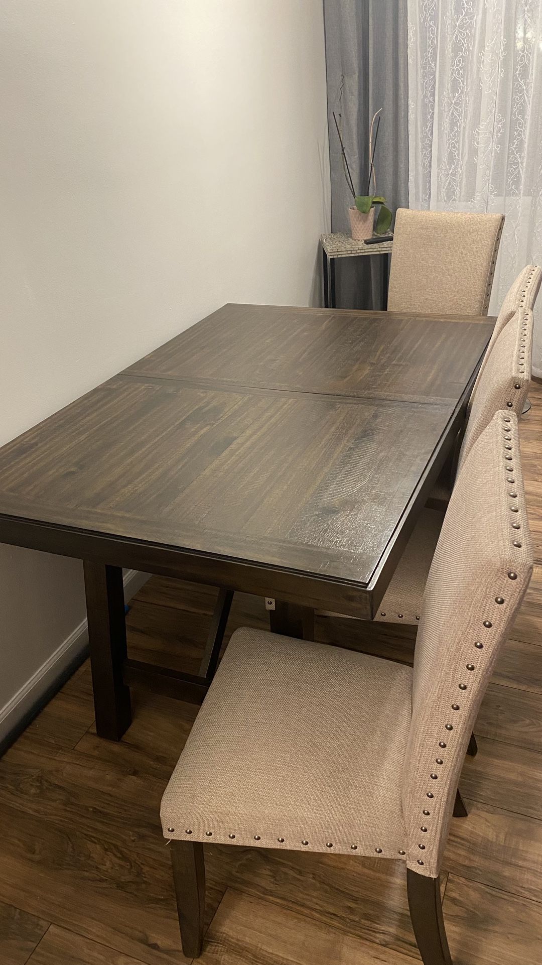 Dining Table With 4 Chairs Table Can Be Longer Has Extra Pieces for