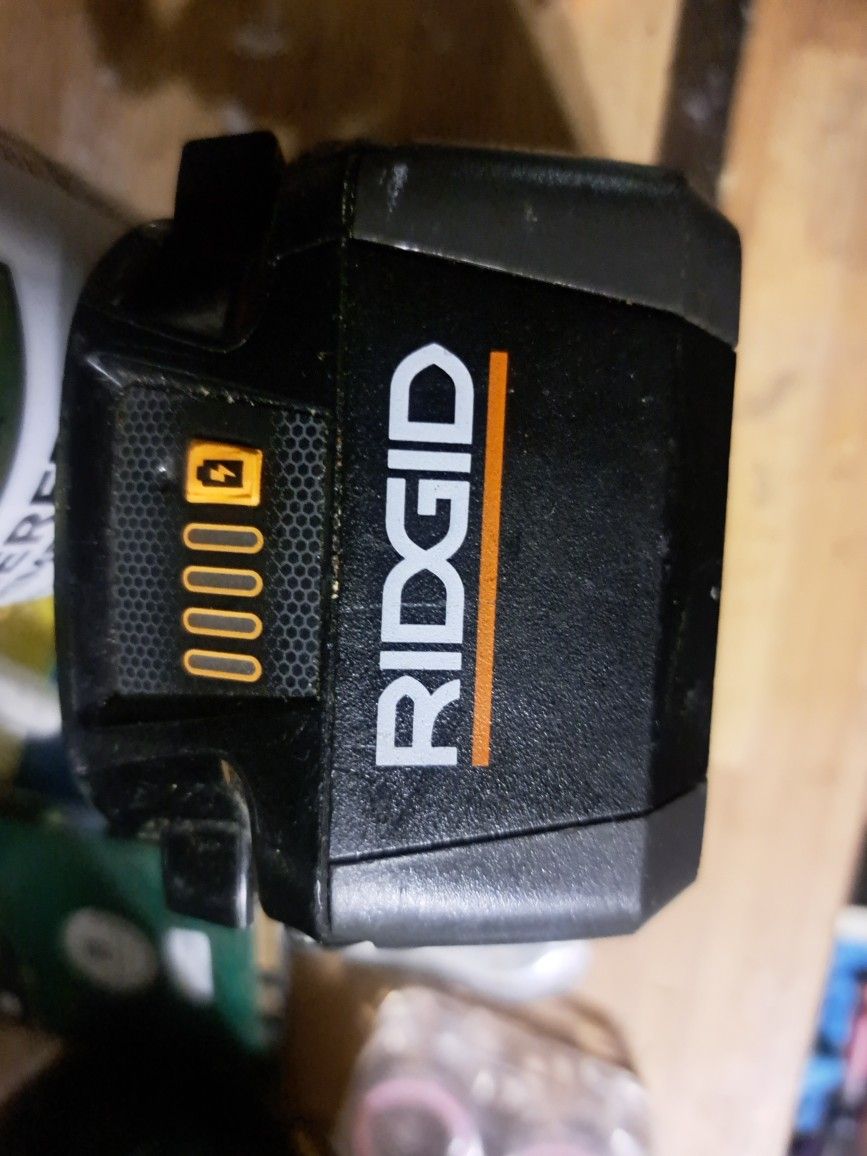 Rigid 4ah Battery Paxks X2
