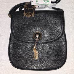 NWT Alyssa Women's Handbag Black