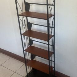 Figurine Or Display  Unit 