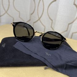 Woman’s Sunglasses 