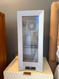 Red Bull Bar Fridge Mini Showcase