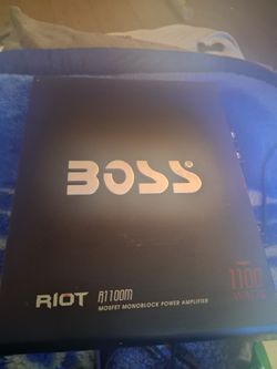 Boss Riot R1100M Monoblock Car Amplifier