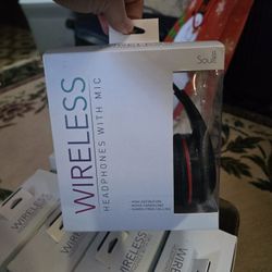 Brand New Soultech Bluetooth Headphones - Lot Of 6