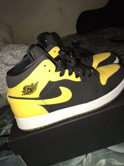 Jordan 1’s (New Love)