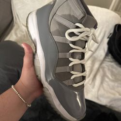 Jordan cool Grey 11