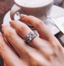 Wedding ring/engagement ring