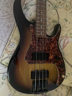 Peavey Bass Guitar