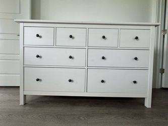 Solid wood 8 Drawer Dresser (white satin)