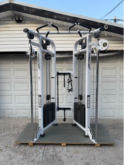 Life fitness cmdap functional trainer