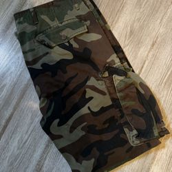 Camo Cargo Pants “LEVIS” 