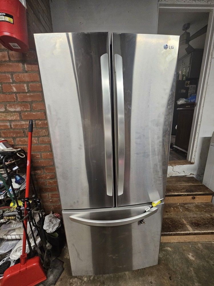 LG Refrigerator 