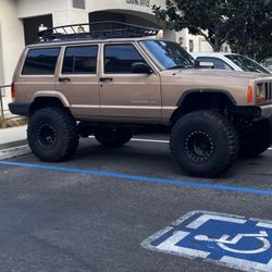 1999 Jeep Cherokee