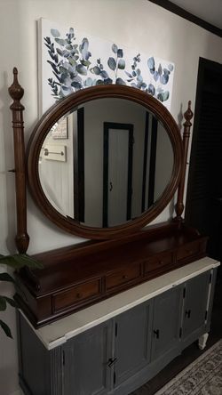 Mirror and two drawer accent furniture